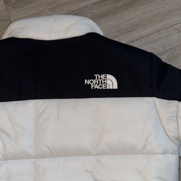 North face Women’s Himalayan Puffer Jacket - Picture 3 of 5